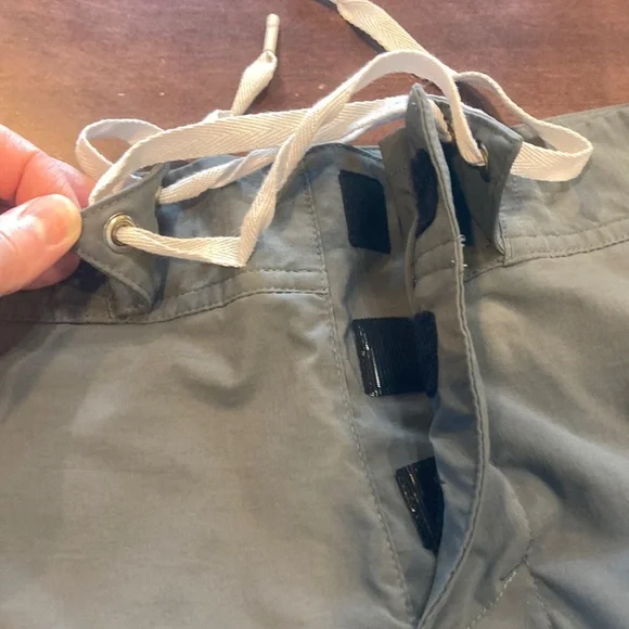 Mens 34 Swim Trunks Under Armour HeatGear Gray (ABBA) - Picture 7 of 12